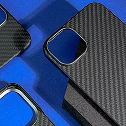 Чехол Wave Premium Carbon Slim with MagSafe для Apple iPhone 13 Pro Max Blue - миниатюра 11