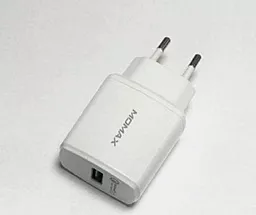 Мережевий зарядний пристрій з швидкою зарядкою Momax ONEPLUG 18w QC3.0 fast charger white (UM1QEUW)