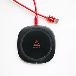 Бездротовий (індукційний) зарядний пристрій Adonit Wireless Fast Charging Pad Black (3123-17-07-A) - мініатюра 3