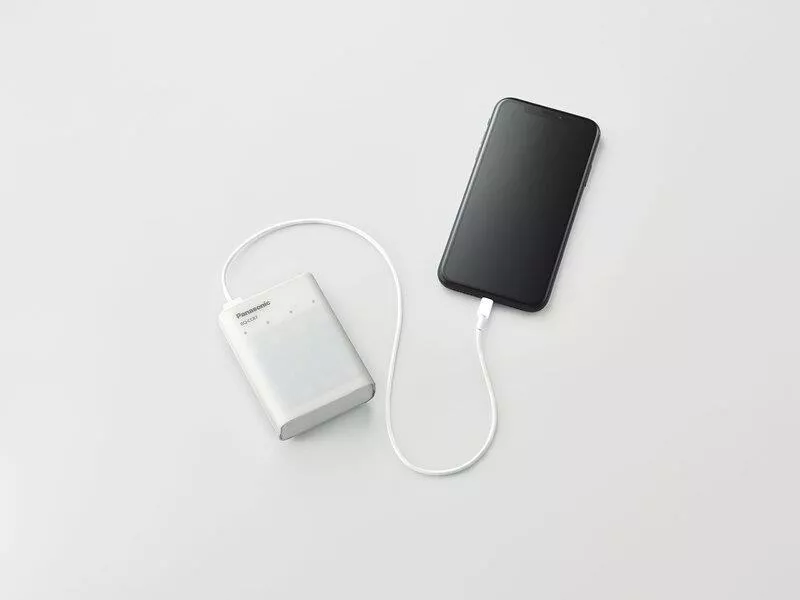 Зарядний пристрій Panasonic BQ-CC87USB +4AA 2000 mAh - фото 3