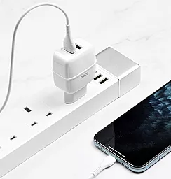 Сетевое зарядное устройство Hoco C77A 2.4a 2xUSB-A ports charger + Lightning cable white - миниатюра 7 Сетевое зарядное устройство Hoco C77A 2.4a 2xUSB-A ports charger + Lightning cable white - миниатюра 7