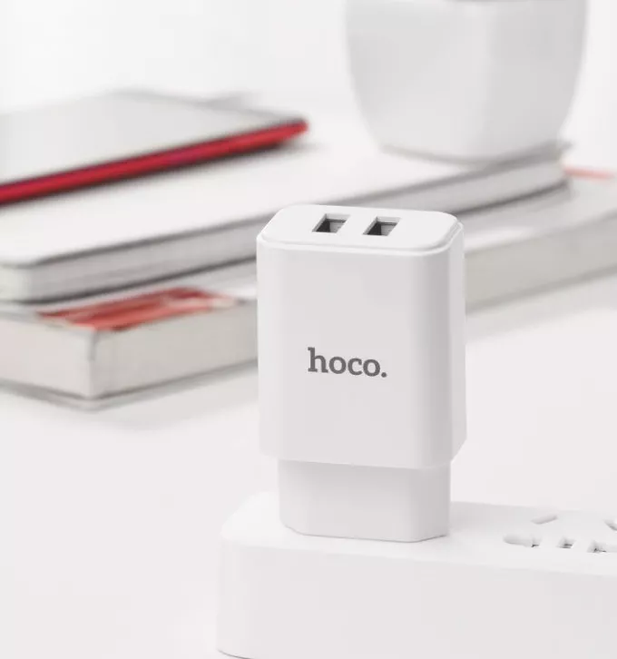 Сетевое зарядное устройство Hoco C62A Victoria 2.1a 2xUSB-A ports charger white - фото 4