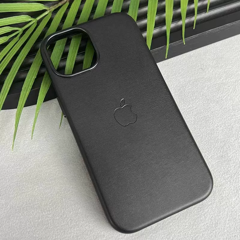 Чехол Leather Case  with MagSafe для iPhone 15 Pro Black - фото 3