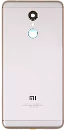 Задняя крышка корпуса Xiaomi Redmi 5 со стеклом камеры Gold - фото Задняя крышка корпуса Xiaomi Redmi 5 со стеклом камеры Gold