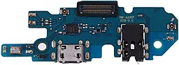 Нижняя плата Samsung Galaxy A10 2019 A105 с разъемом зарядки, гарнитуры и микрофоном (SUB 0.2) - фото Нижняя плата Samsung Galaxy A10 2019 A105 с разъемом зарядки, гарнитуры и микрофоном (SUB 0.2)