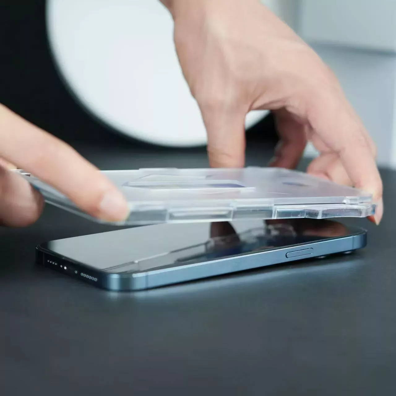 Захисне скло Powermax Master Shield для Apple iPhone 15 Pro Max - фото 6