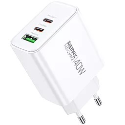 Сетевое зарядное устройство Remax Kiddy 3 40w PD/QC 2xUSB-C/USB-A ports charger white (RP-U123) - фото Сетевое зарядное устройство Remax Kiddy 3 40w PD/QC 2xUSB-C/USB-A ports charger white (RP-U123)