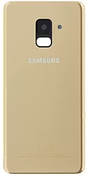 Задняя крышка корпуса Samsung Galaxy A8 2018 A530F со стеклом камеры Original Gold - фото Задняя крышка корпуса Samsung Galaxy A8 2018 A530F со стеклом камеры Original Gold