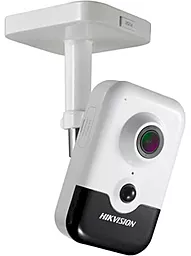 Камера відеоспостереження Hikvision DS-2CD2421G0-I (2.8 мм)
