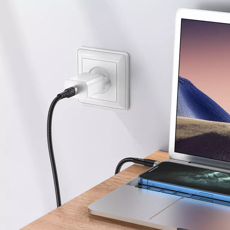 Кабель Borofone BU35 USB Type-C - Type-C 60w 3a 1.2м PD cable Black - фото 6