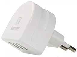 Сетевое зарядное устройство Remax RP-U31 2.1a 3xUSB-A ports charger White (RP-U31)
