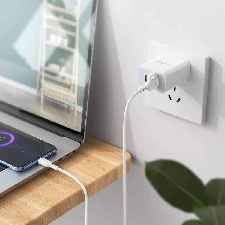 Кабель Borofone BX91 USB-A - micro USB 12w 2.4a 1м cable White - фото 3