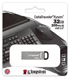 Флешка Kingston DT Kyson 32GB USB 3.2 (DTKN/32GB) Silver/Black - мініатюра 3