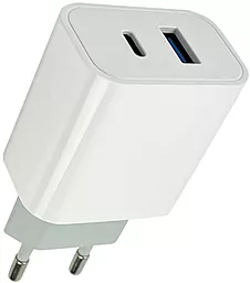 Сетевое зарядное устройство Mibrand MI-33 30w PD USB-C/USB-A ports charger white (MIWC/33UCW) - фото Сетевое зарядное устройство Mibrand MI-33 30w PD USB-C/USB-A ports charger white (MIWC/33UCW)