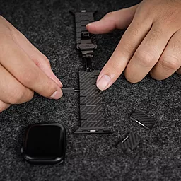Ремінець для годинника Switcheasy Carbon Fiber Band для Apple Watch 42/44/45/49mm Black (MAW245035BK22)  - мініатюра 6