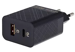 Сетевое зарядное устройство с быстрой зарядкой MOXOM MX-HC27 22.5w PD USB-C/USB-A ports charger black - фото Сетевое зарядное устройство с быстрой зарядкой MOXOM MX-HC27 22.5w PD USB-C/USB-A ports charger black