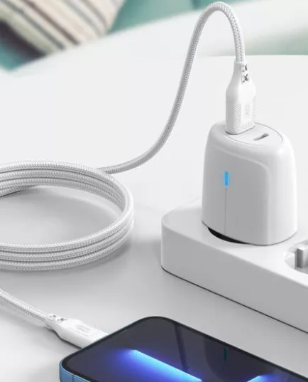Кабель XO NB235 USB-A - Lightning 12w 2.4a 1м cable White - фото 3