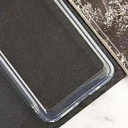 Чехол Epik Metal buttons для Google Pixel 7 Transparent - миниатюра 2 Чехол Epik Metal buttons для Google Pixel 7 Transparent - миниатюра 2