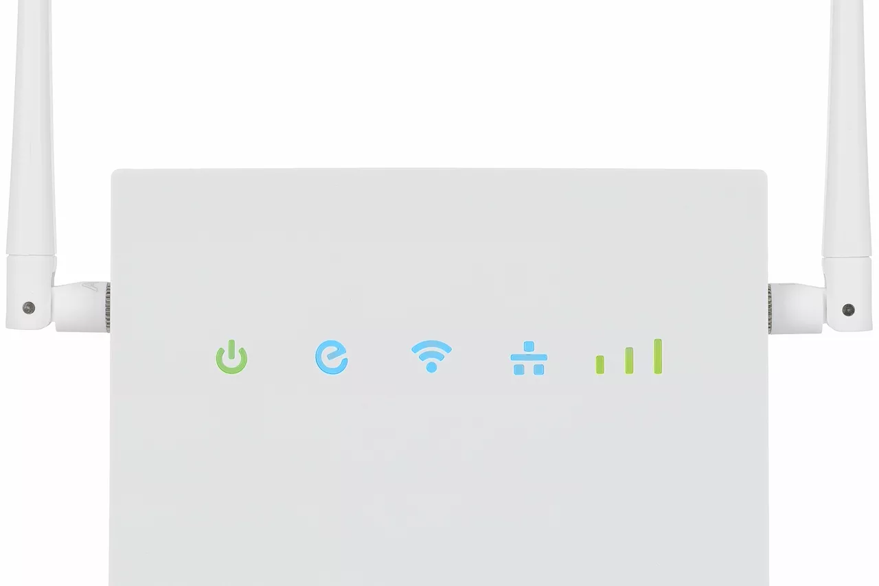 4G WI-FI роутер Ergo R0516 - фото 2