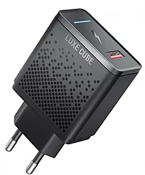 Сетевое зарядное устройство с быстрой зарядкой Luxe Cube 1USB 18W QC3.0 Black - фото Сетевое зарядное устройство с быстрой зарядкой Luxe Cube 1USB 18W QC3.0 Black