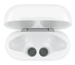 Кейс Apple Wireless Charging Case for AirPods (MR8U2) - миниатюра 4