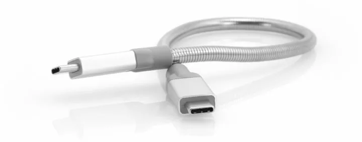 Мультимедийный кабель Verbatim USB3.1 Type-C - Type-C 15w 3a 0.3м 10gbps data cable Silver - фото 4