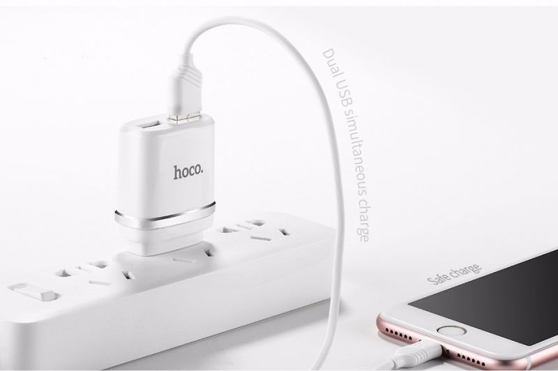 Мережевий зарядний пристрій Hoco С12 Charger 2USB White / зображення №4