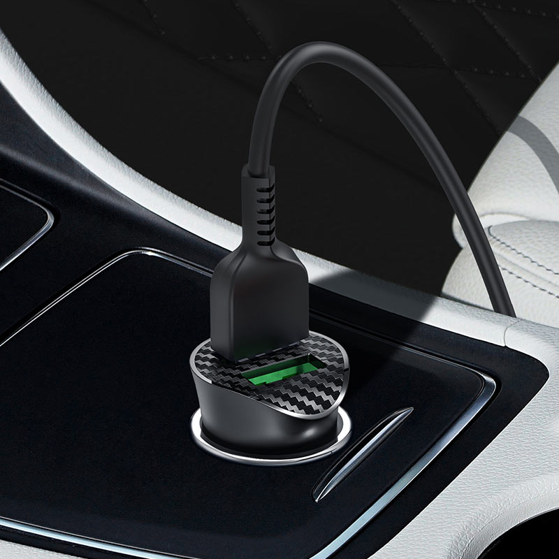 Автомобильное зарядное устройство с поддержкой Quick Charge 3.0 Hoco Z39 Farsighted 18W 3.4A + Lightning Cable Black / изоборажение №1